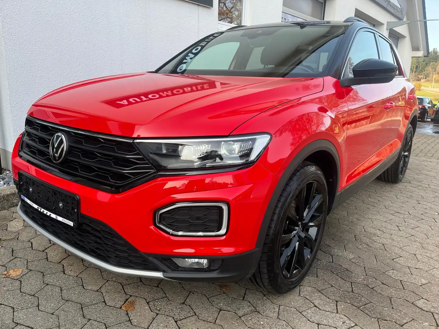 Volkswagen T-Roc Sport 1.5 TSI DSG LED NAVI KAMERA ACC AHK Rot - 2