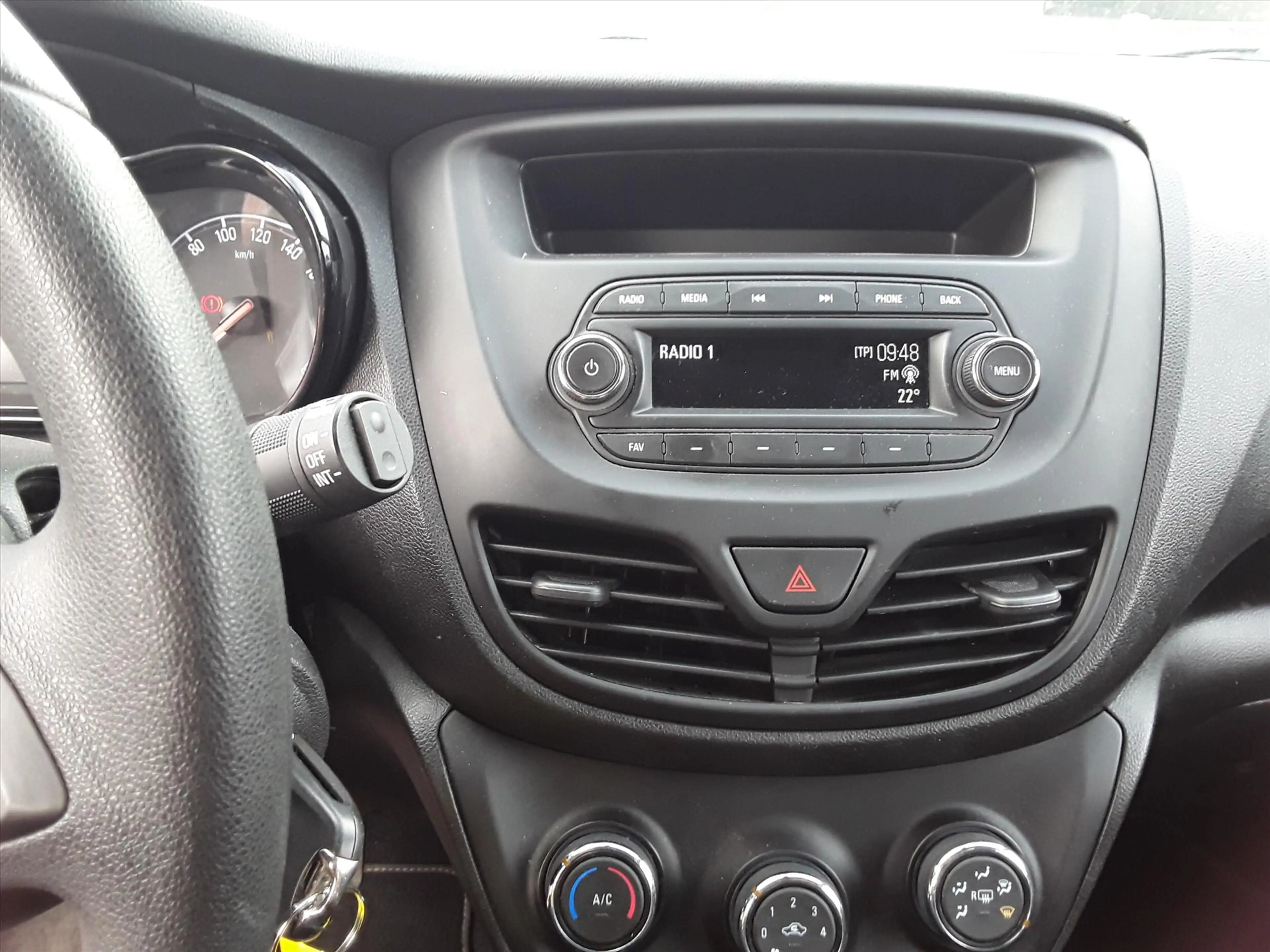 Opel Karl 1.0 Start/Stop 75pk 120 Jaar Edition — photo 19