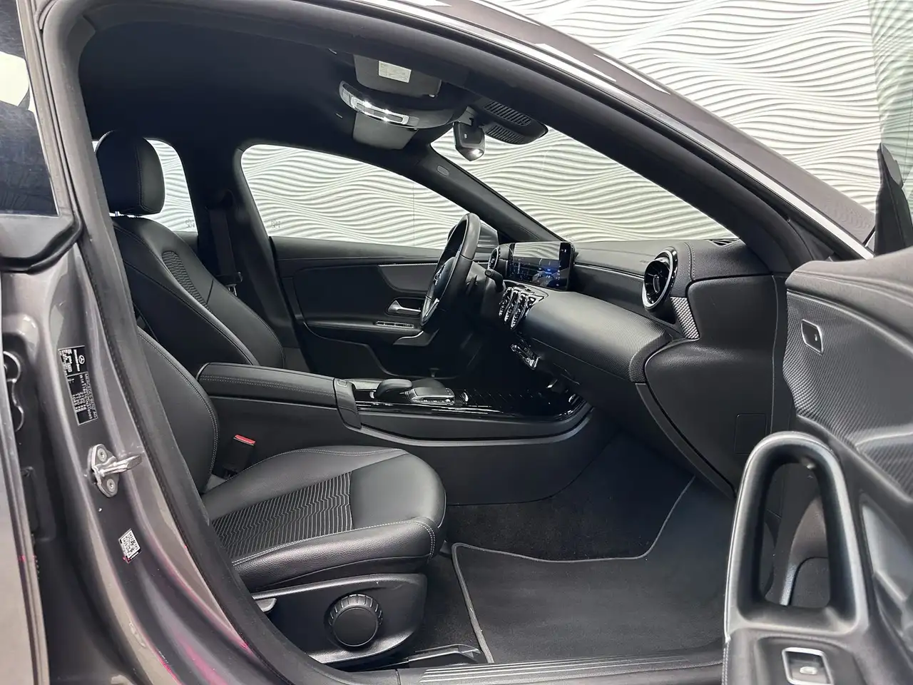 Mercedes-Benz CLA 180d*2.0d*AUT*NAVI*CAMERA*LED*SHOOTING BRAKE*, миниатюра 16