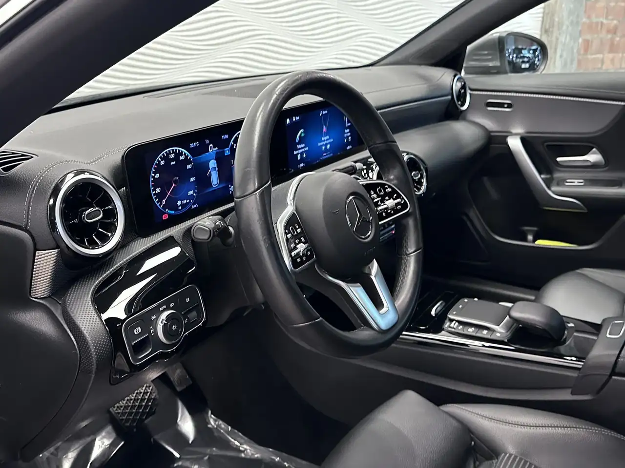 Mercedes-Benz CLA 180d*2.0d*AUT*NAVI*CAMERA*LED*SHOOTING BRAKE*, миниатюра 19
