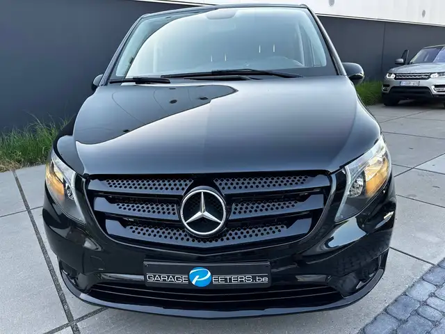 Mercedes-Benz Vito view 5