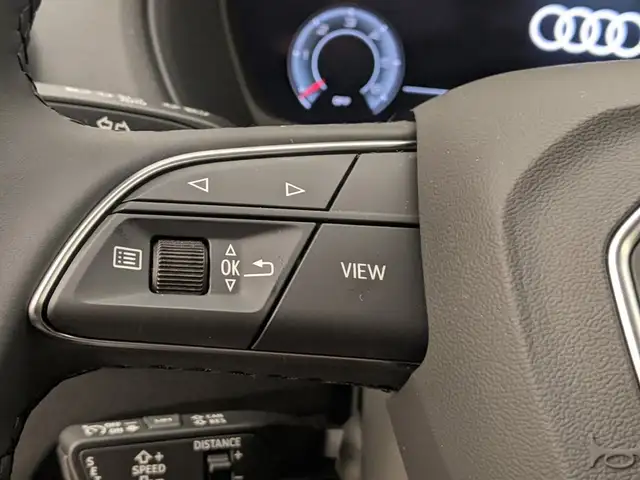 Audi Q2 view 12
