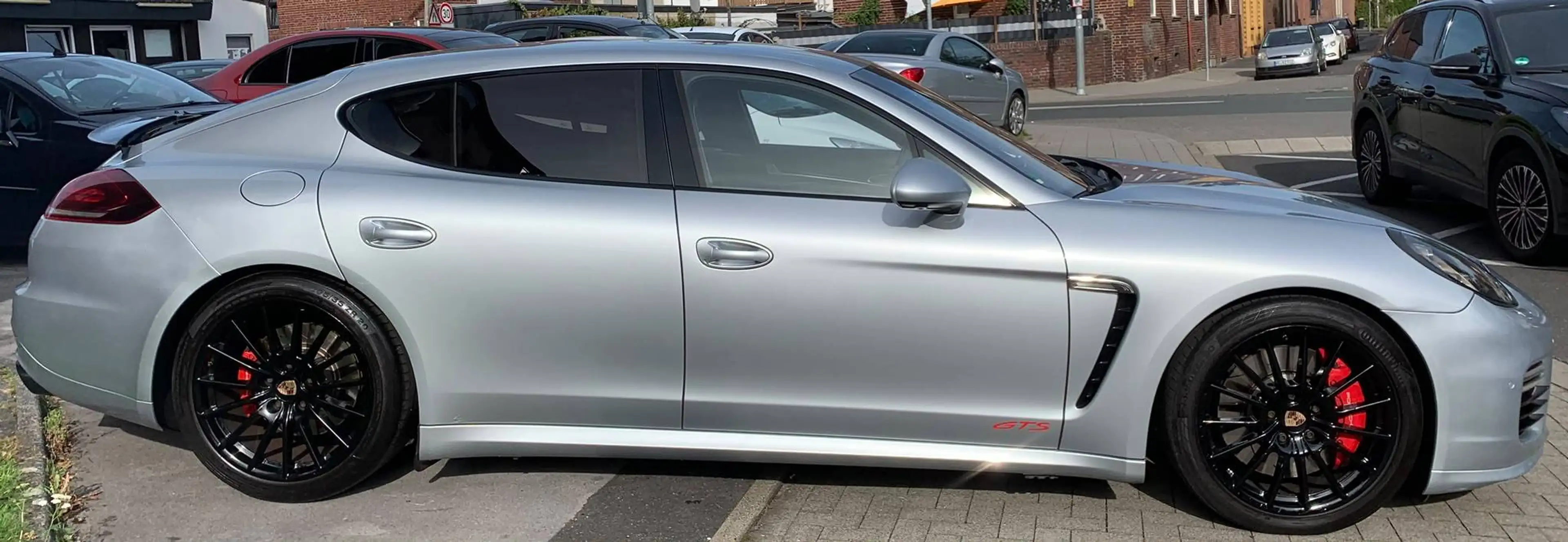 Porsche Panamera GTS *CHRONO-LED-BOSE* — photo 6