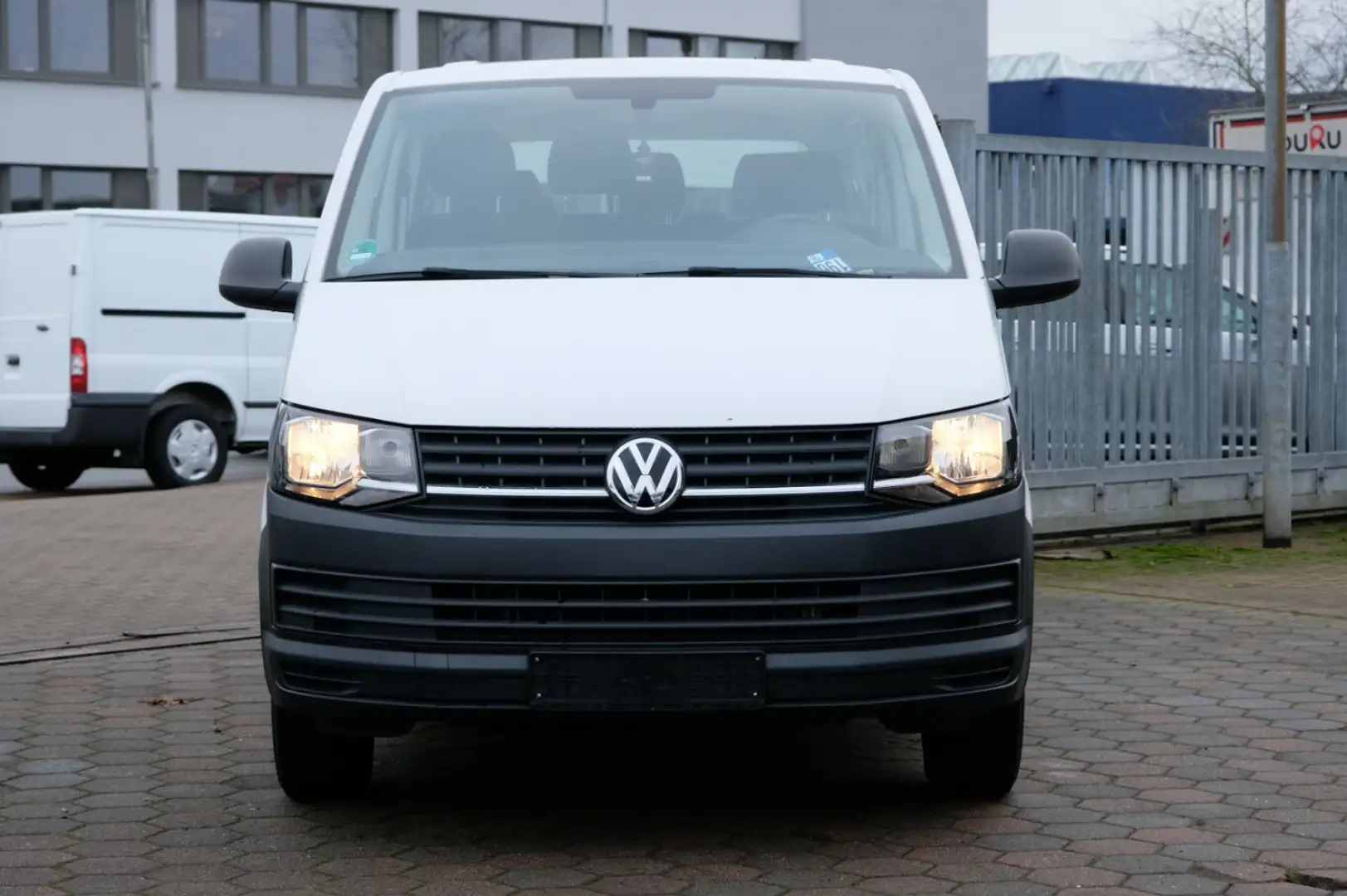 Volkswagen T6 Kombi EcoProfi 2xKlima PDC Tempomat Weiß - 2