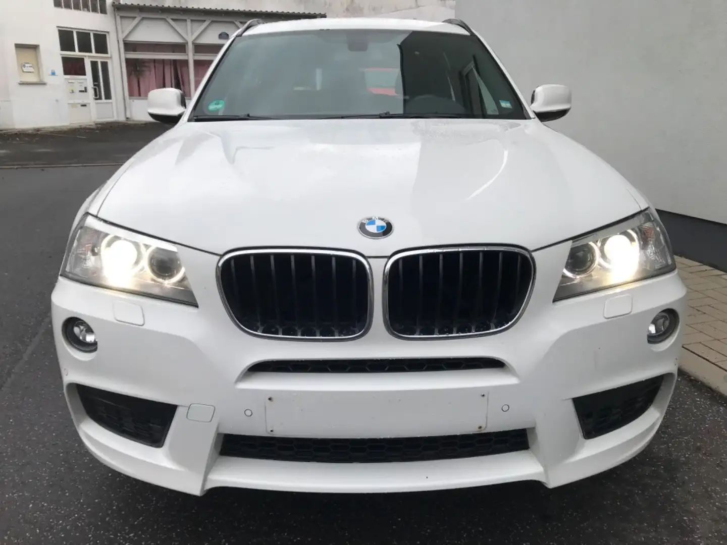 BMW X3 M -SPORTPAKET  2.0 DIESEL+AUTOMATIK+X DRIVE+NA Blanco - 1