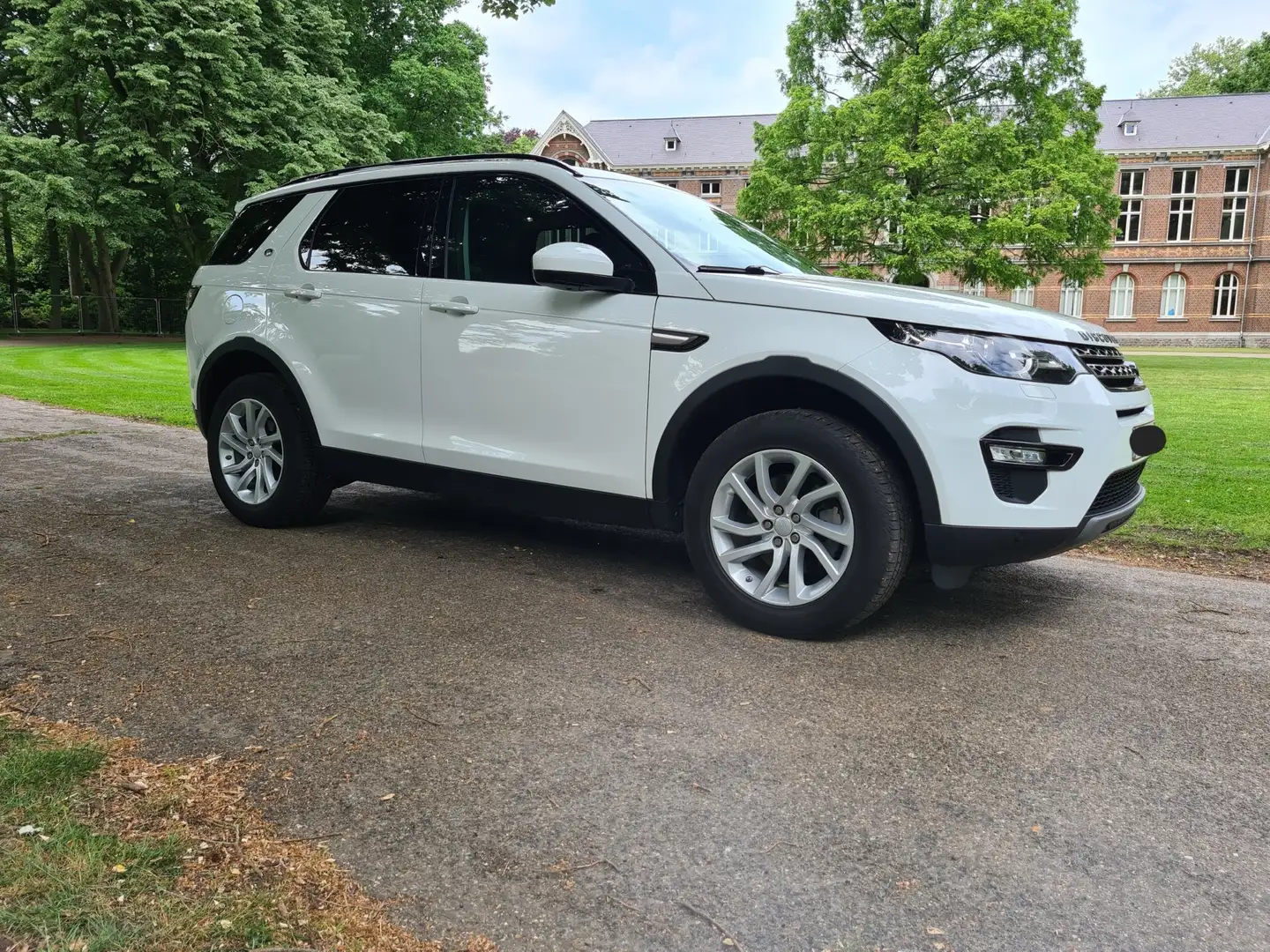 Land Rover Discovery Sport TD4 SE Aut. 179 pk! Blanco - 1