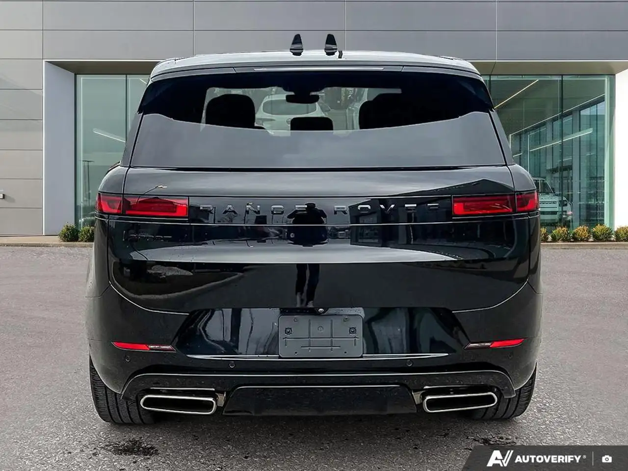 Land Rover Range Rover Sport снимка Land Rover Range Rover Sport
