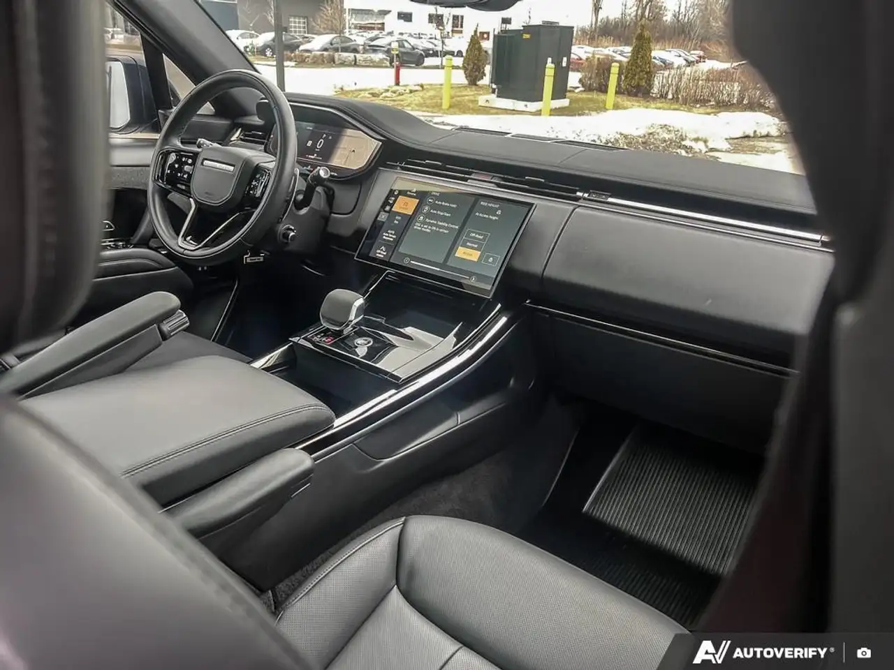 Land Rover Range Rover Sport снимка Land Rover Range Rover Sport