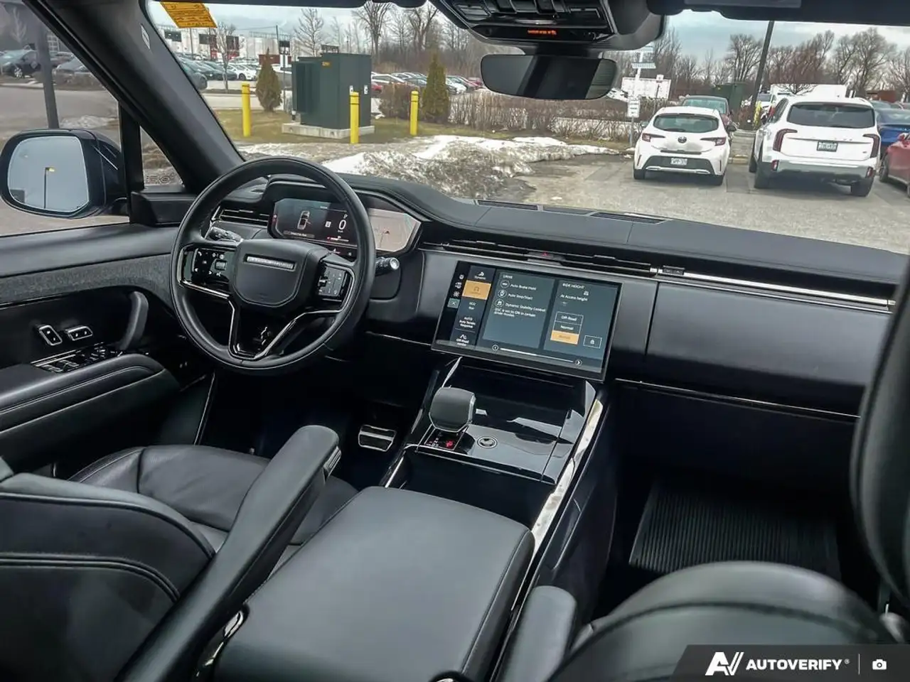 Land Rover Range Rover Sport снимка Land Rover Range Rover Sport