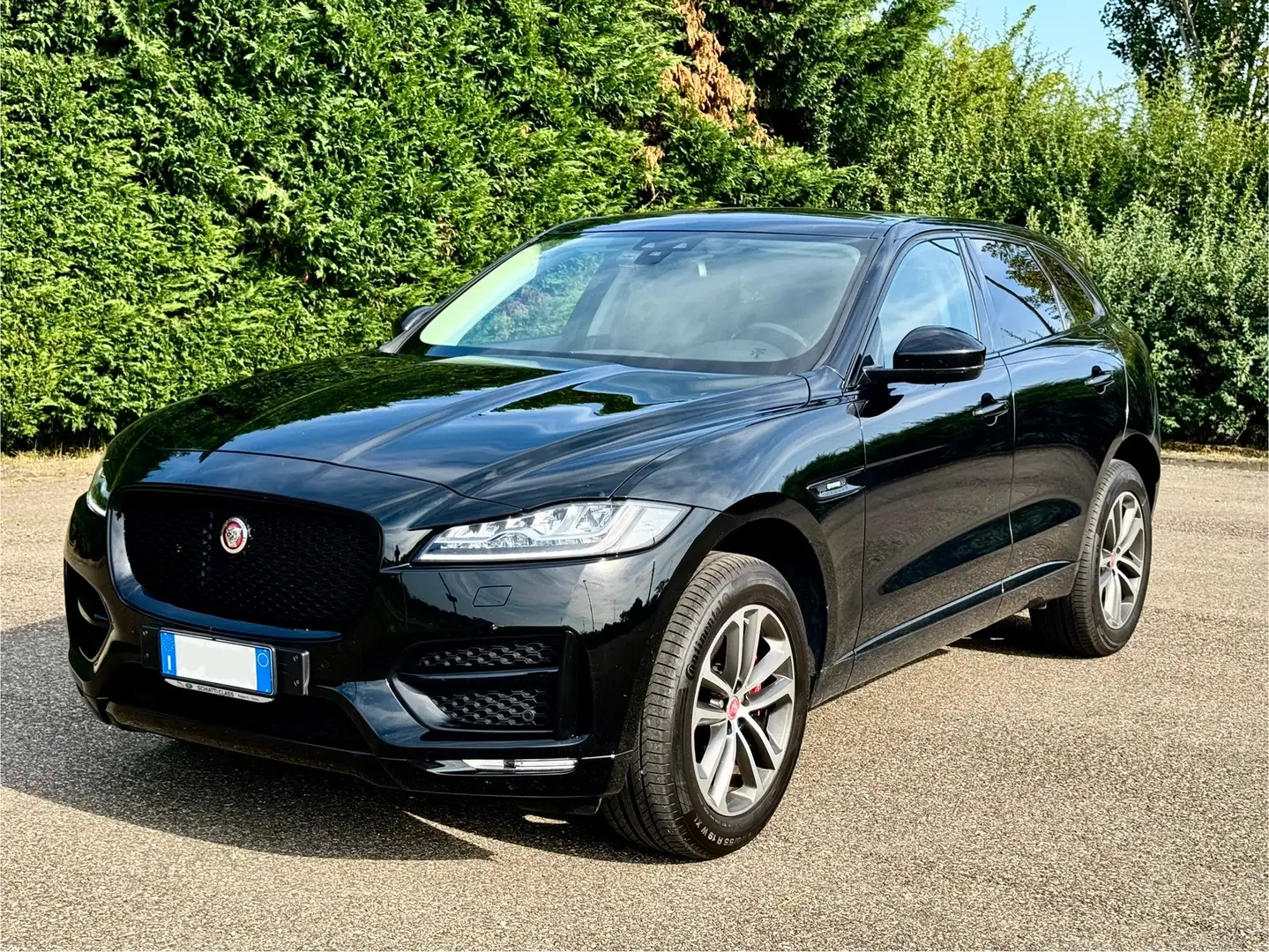 Jaguar F-Pace 2.0d R-Sport awd 180cv auto - 1