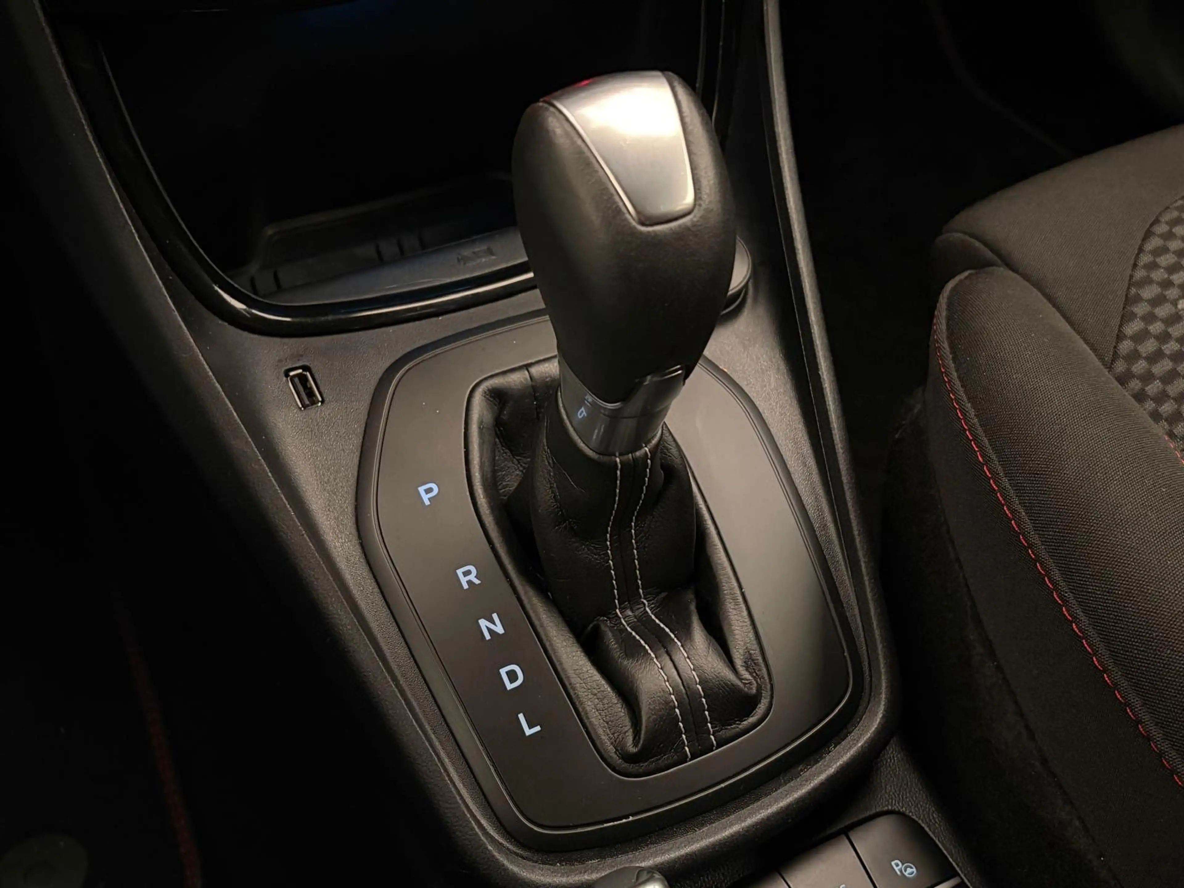 Ford Puma 1.0 EcoBoost Hybrid ST-Line | Achteruitrijcamera | — photo 14