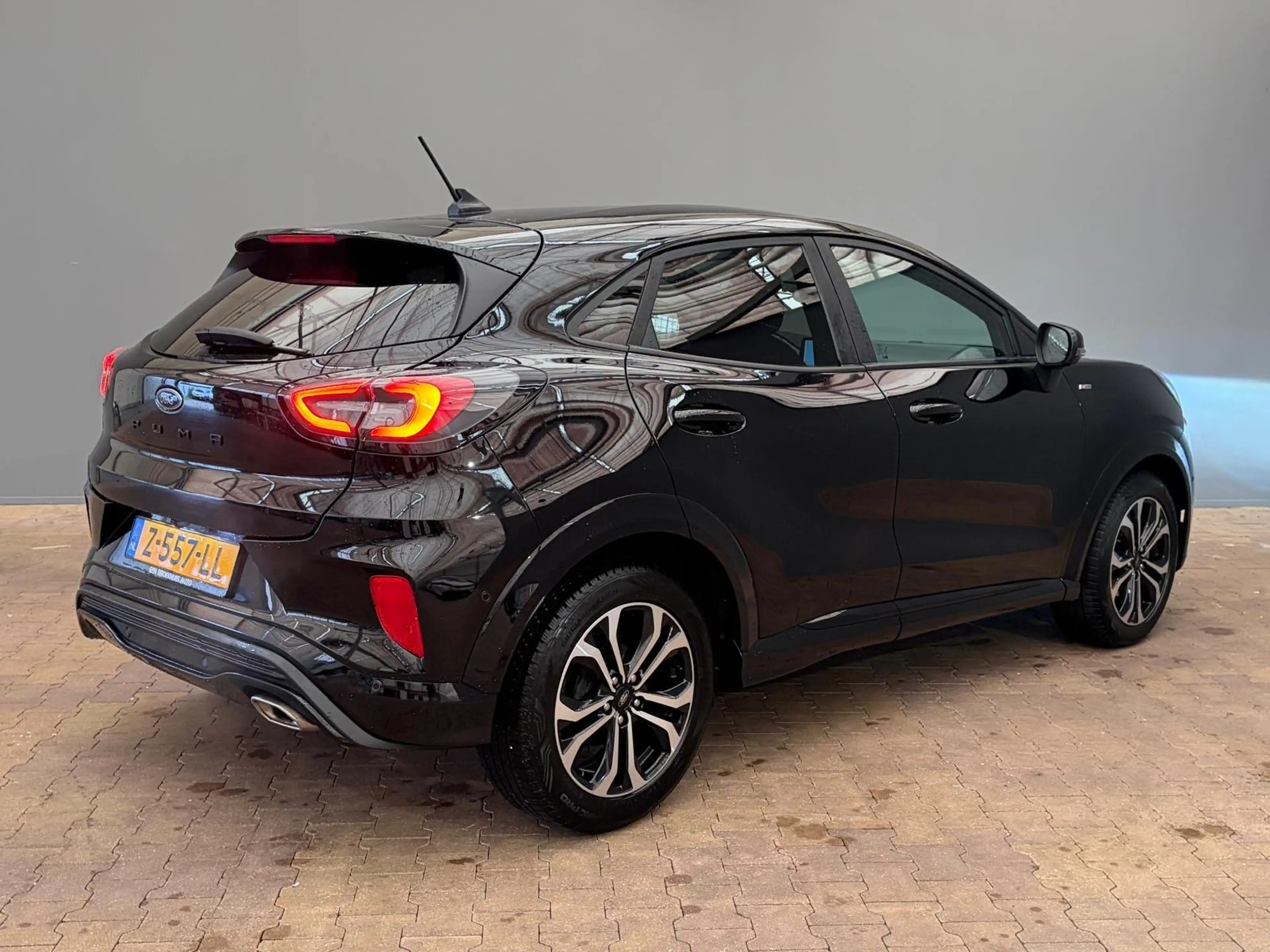 Ford Puma 1.0 EcoBoost Hybrid ST-Line | Achteruitrijcamera | — photo 2