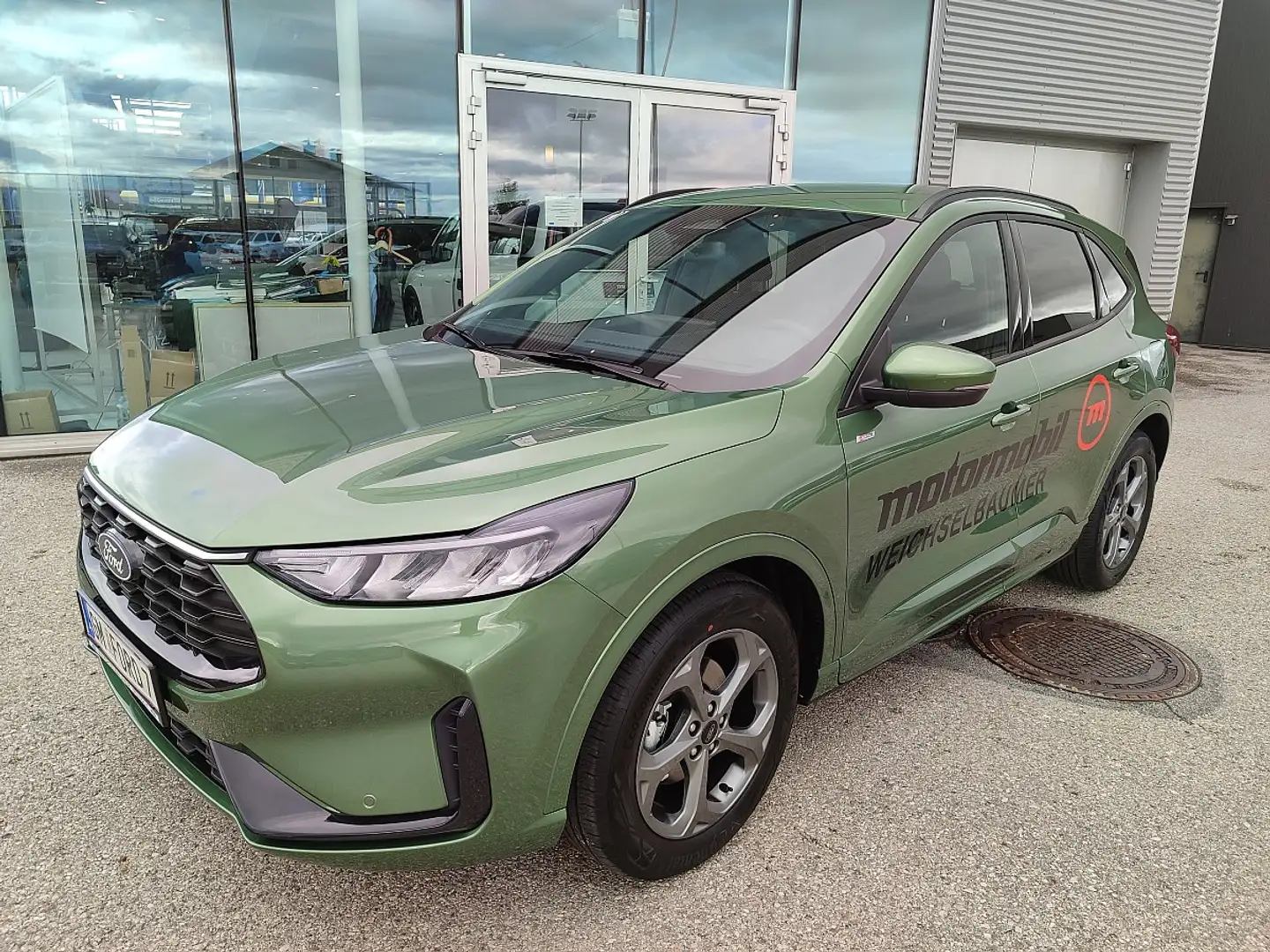 Ford Kuga 2,5 Duratec FHEV ST-Line Aut. Grün - 1