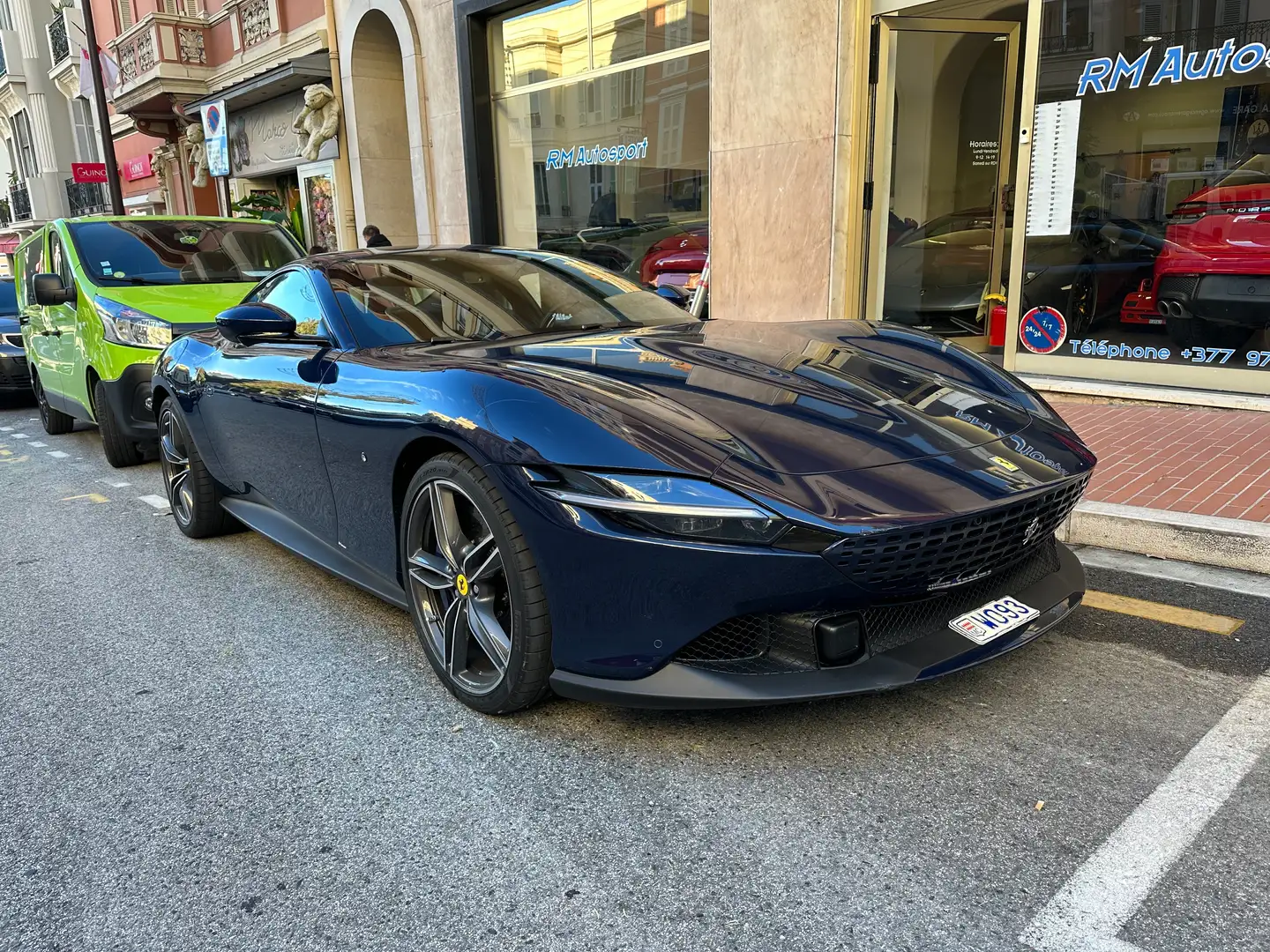 Ferrari Roma Bleu - 2