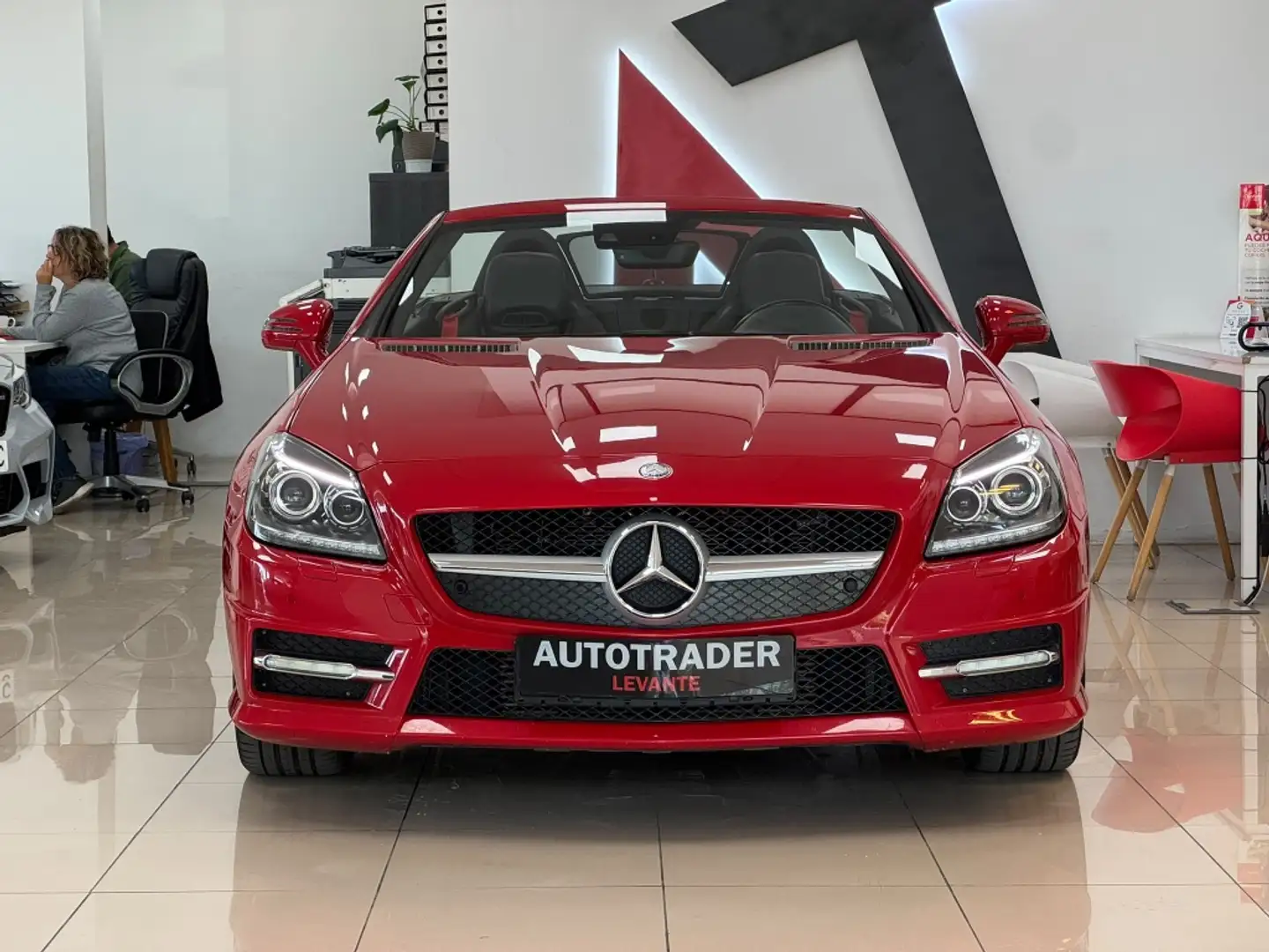 Mercedes-Benz SLK 200 BE 7G Plus Rojo - 2