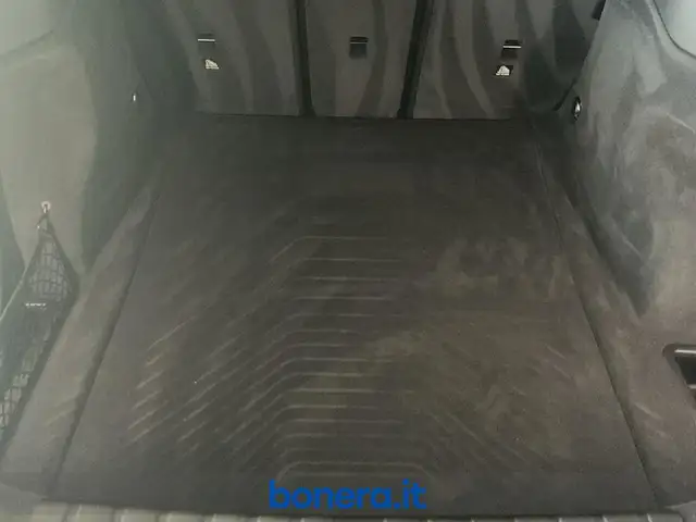 BMW 4 Series view 13