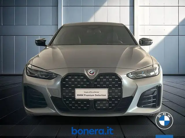 BMW 4 Series view 3