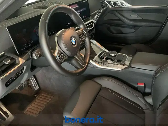 BMW 4 Series view 19