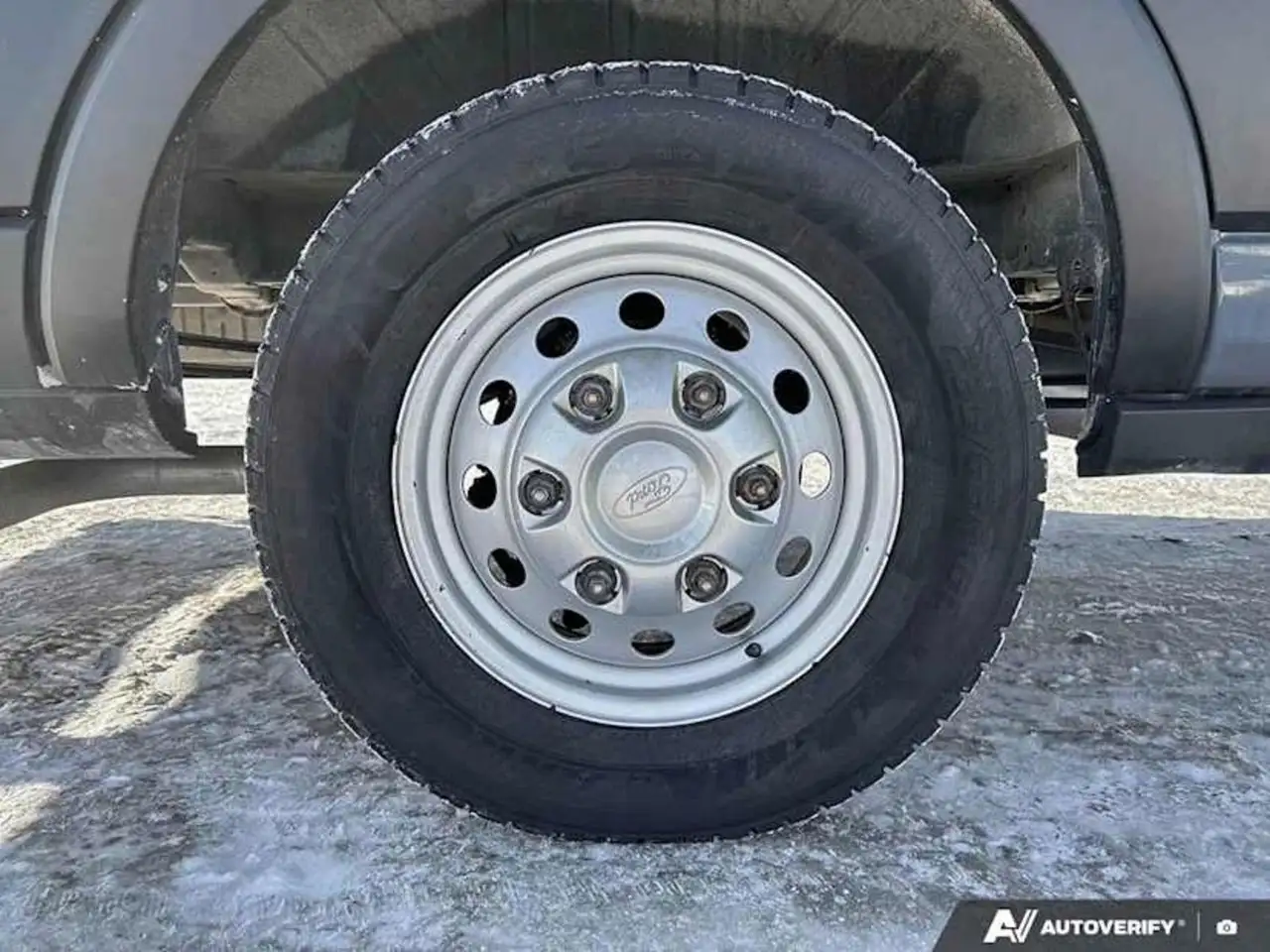 Ford Transit Cargo Van снимка Ford Transit Cargo Van