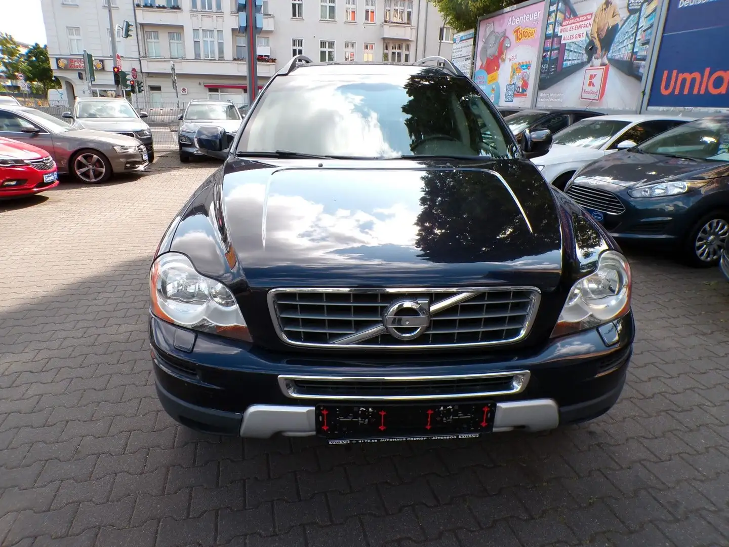 Volvo XC90 D5 AWD AUTOM. 7-Sitzer Blau - 2