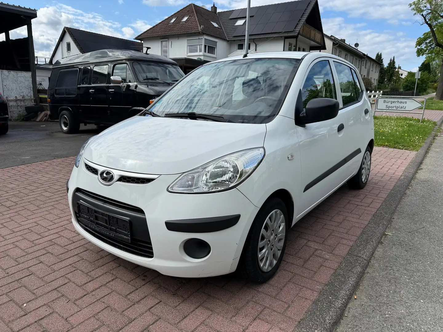Hyundai i10 Classic aus 1. Hand EURO 4 Белый - 1
