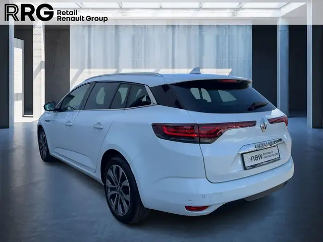Renault Megane view 4