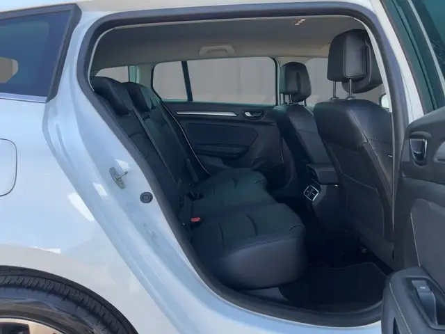 Renault Megane view 9