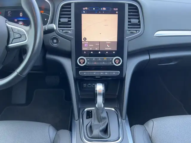 Renault Megane view 12