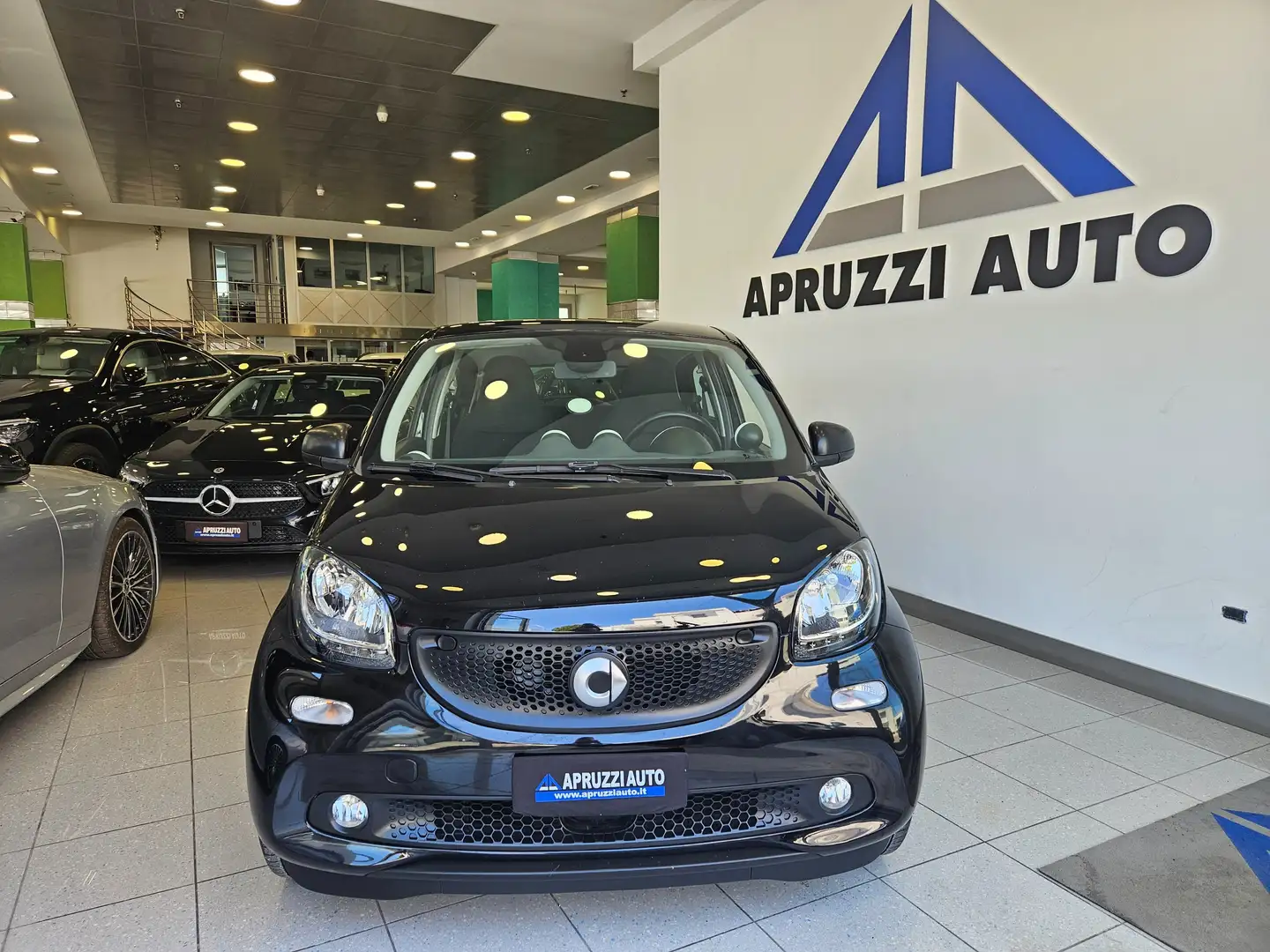 smart forFour 1.0 Youngster 71cv Nero - 2
