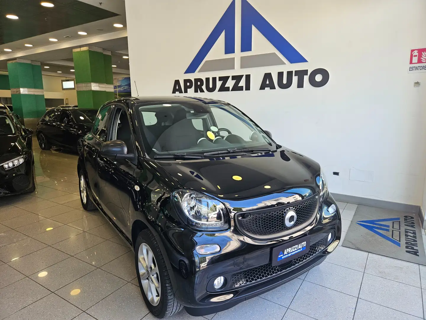 smart forFour 1.0 Youngster 71cv Nero - 1