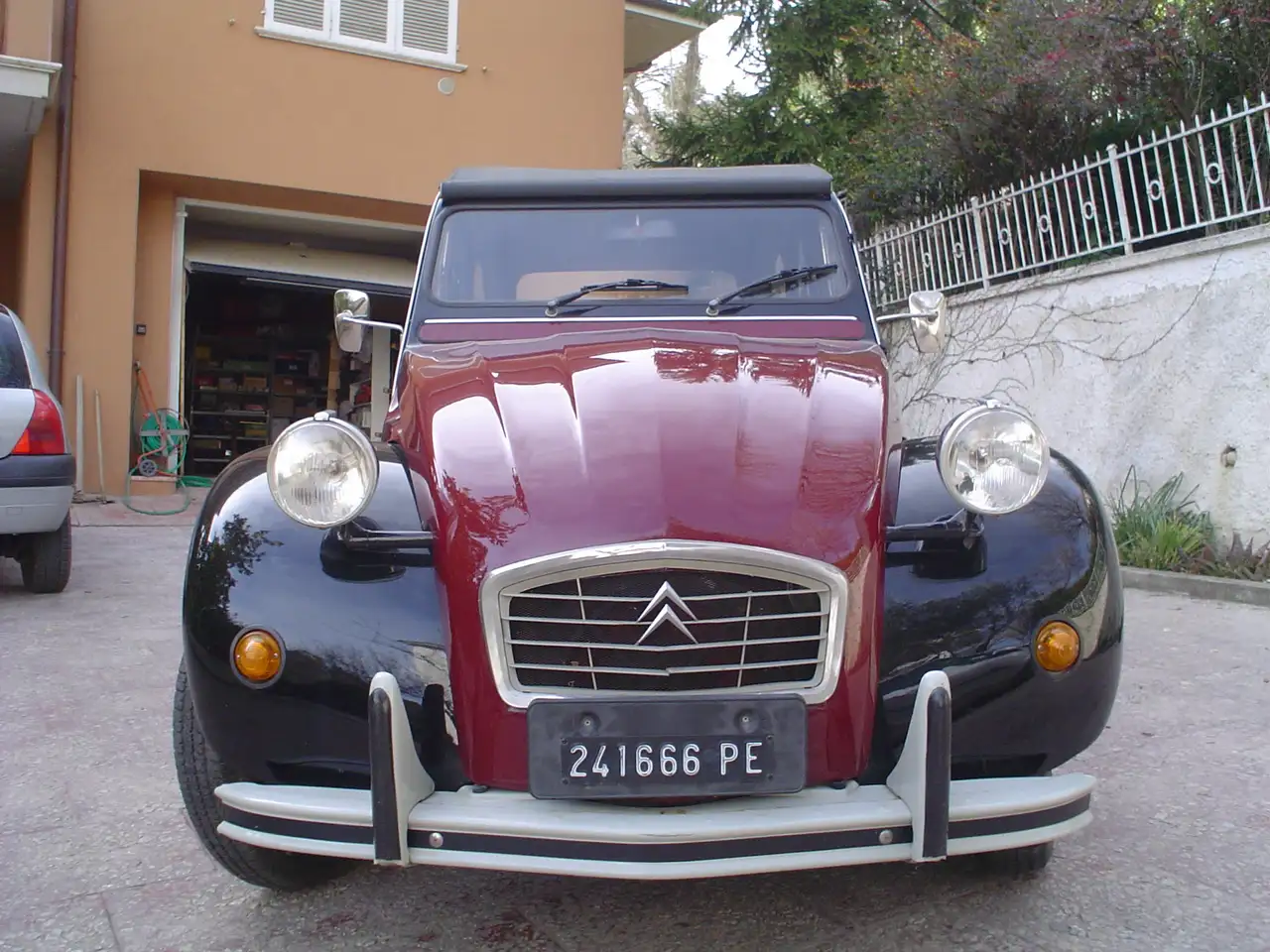 Citroen 2CV6 0.6 Charleston, foto 1