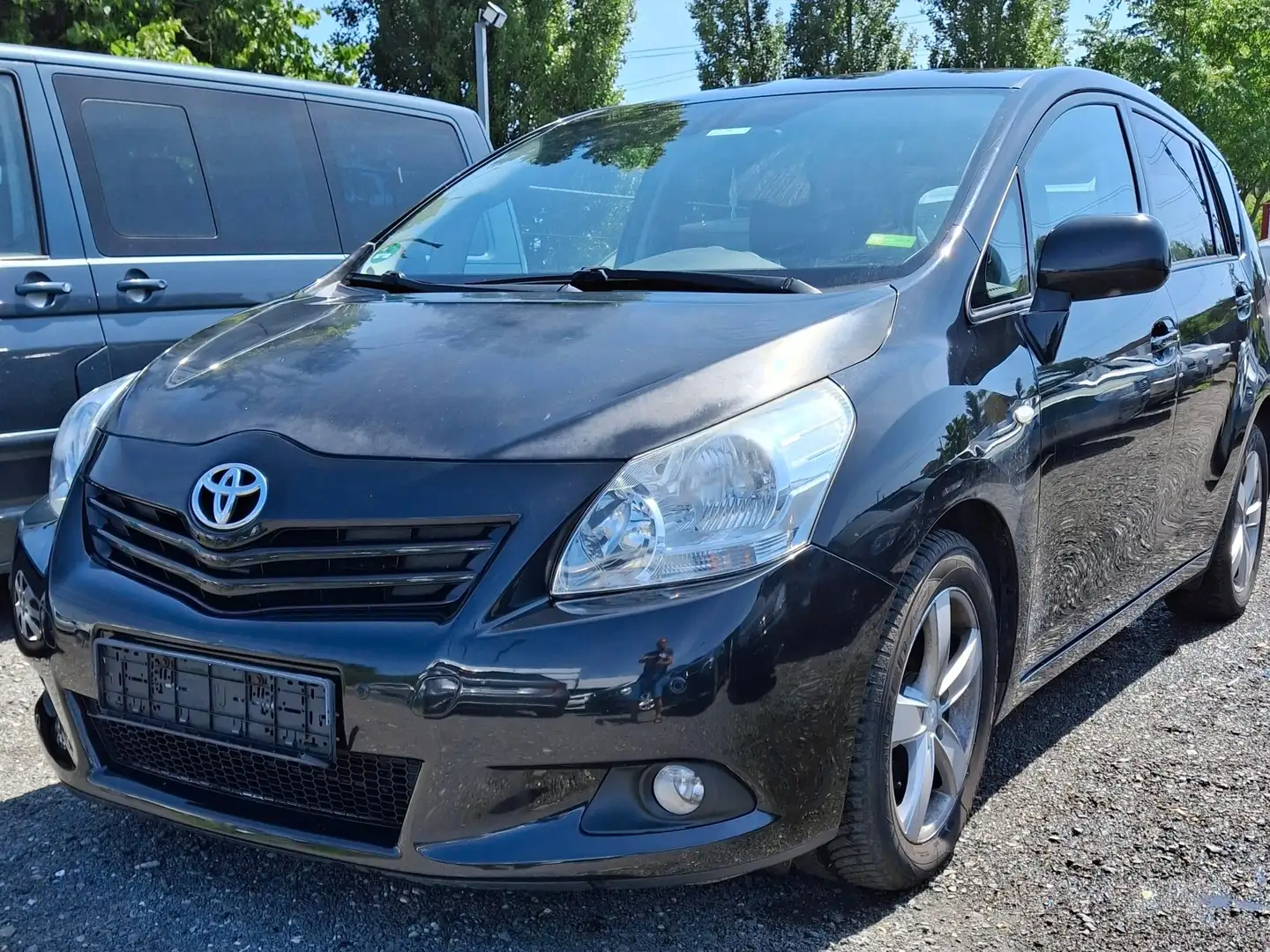 Toyota Verso Executive / Automatik/ 7 Sitzer Schwarz - 1