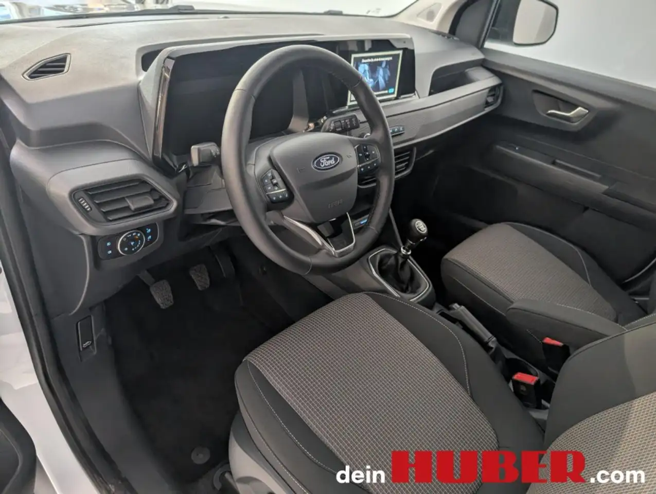 Ford Tourneo Courier 2026 — фото 11