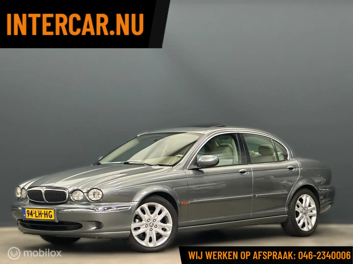 Jaguar X-Type 3.0 V6 Executive Automaat Grijs - 2