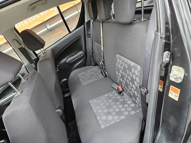 Suzuki Splash view 9