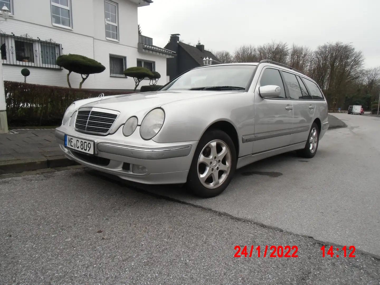 Mercedes-Benz E 200 E 200 T Kompressor Elegance Серебристый - 1