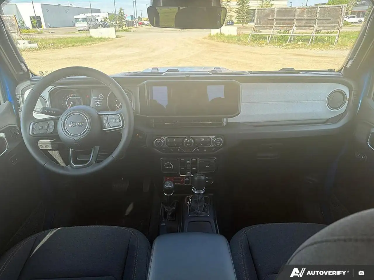 Jeep Gladiator снимка Jeep Gladiator