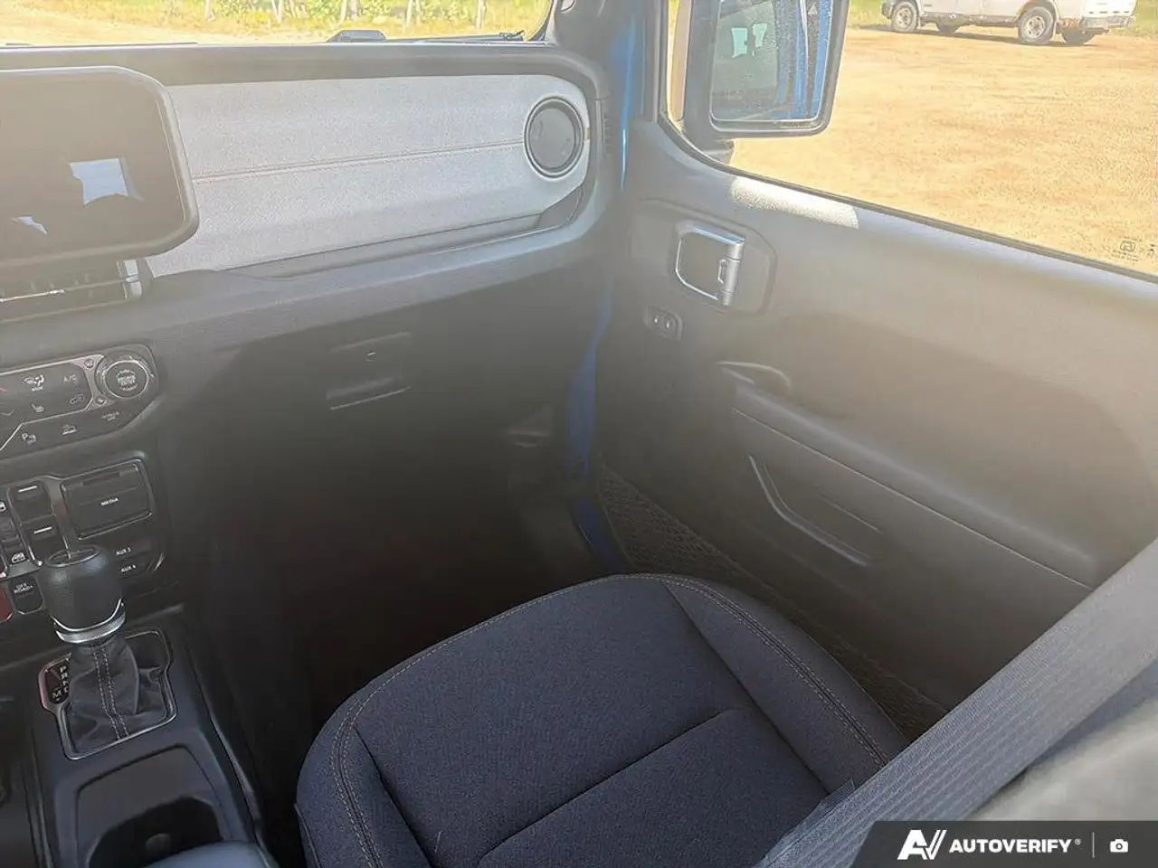 Jeep Gladiator снимка Jeep Gladiator