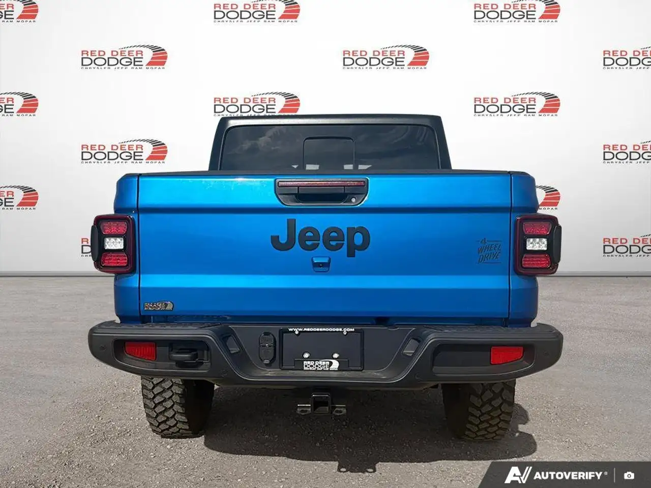 Jeep Gladiator снимка Jeep Gladiator