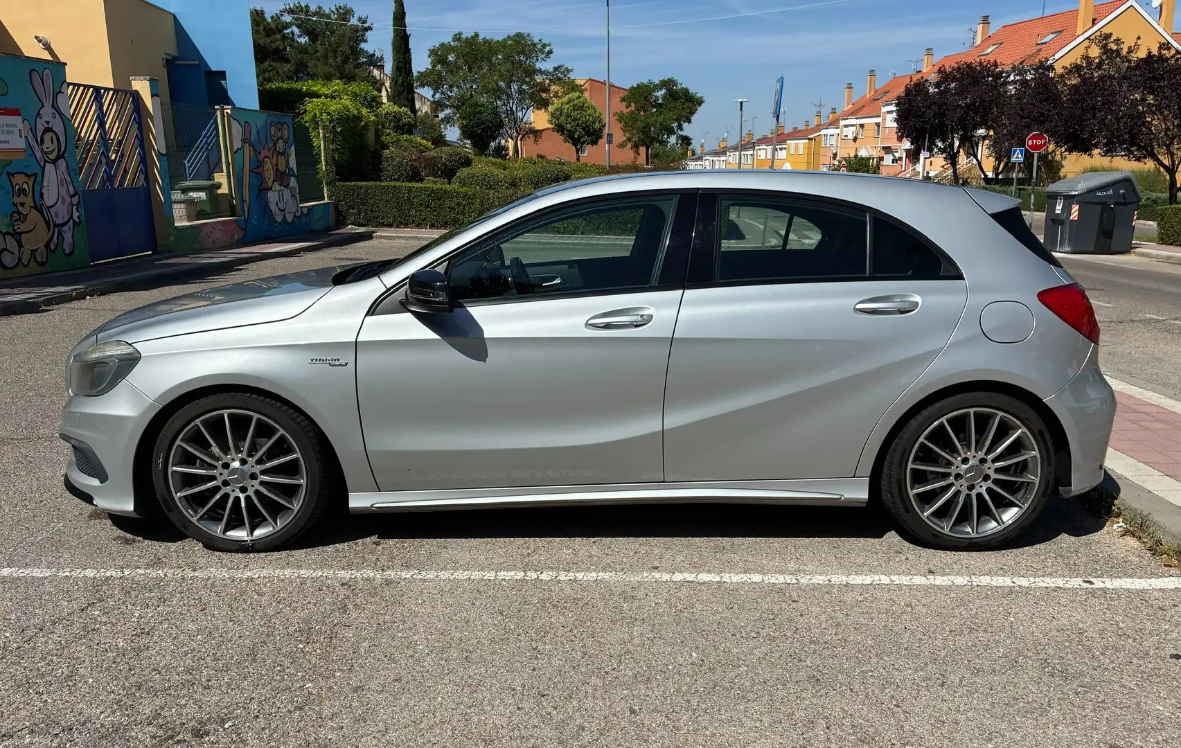 Mercedes-Benz A 200 A 200 BE AMG Sport 7G-DCT AMG Sport Plateado - 2