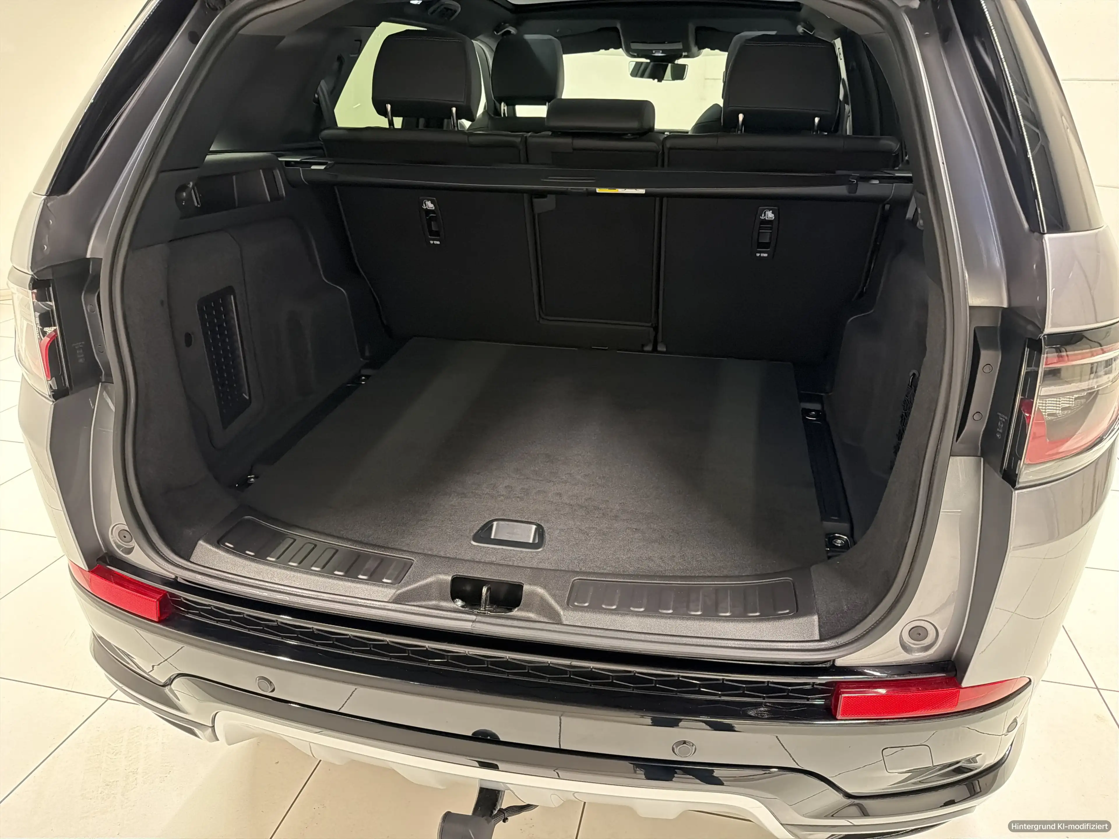 Land Rover Discovery Sport D200 Dynamic S AWD AHK Pano LED — photo 12
