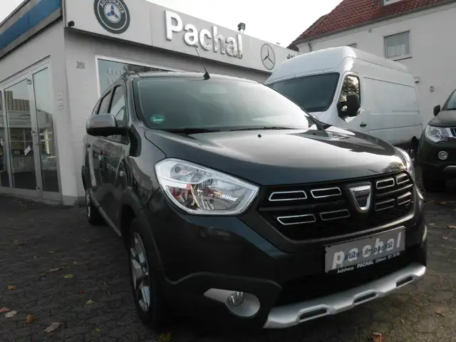 Dacia Lodgy Lodgy TCe (7-Sitzer) Stepway+Navi+PDC+Sitzhzg.
