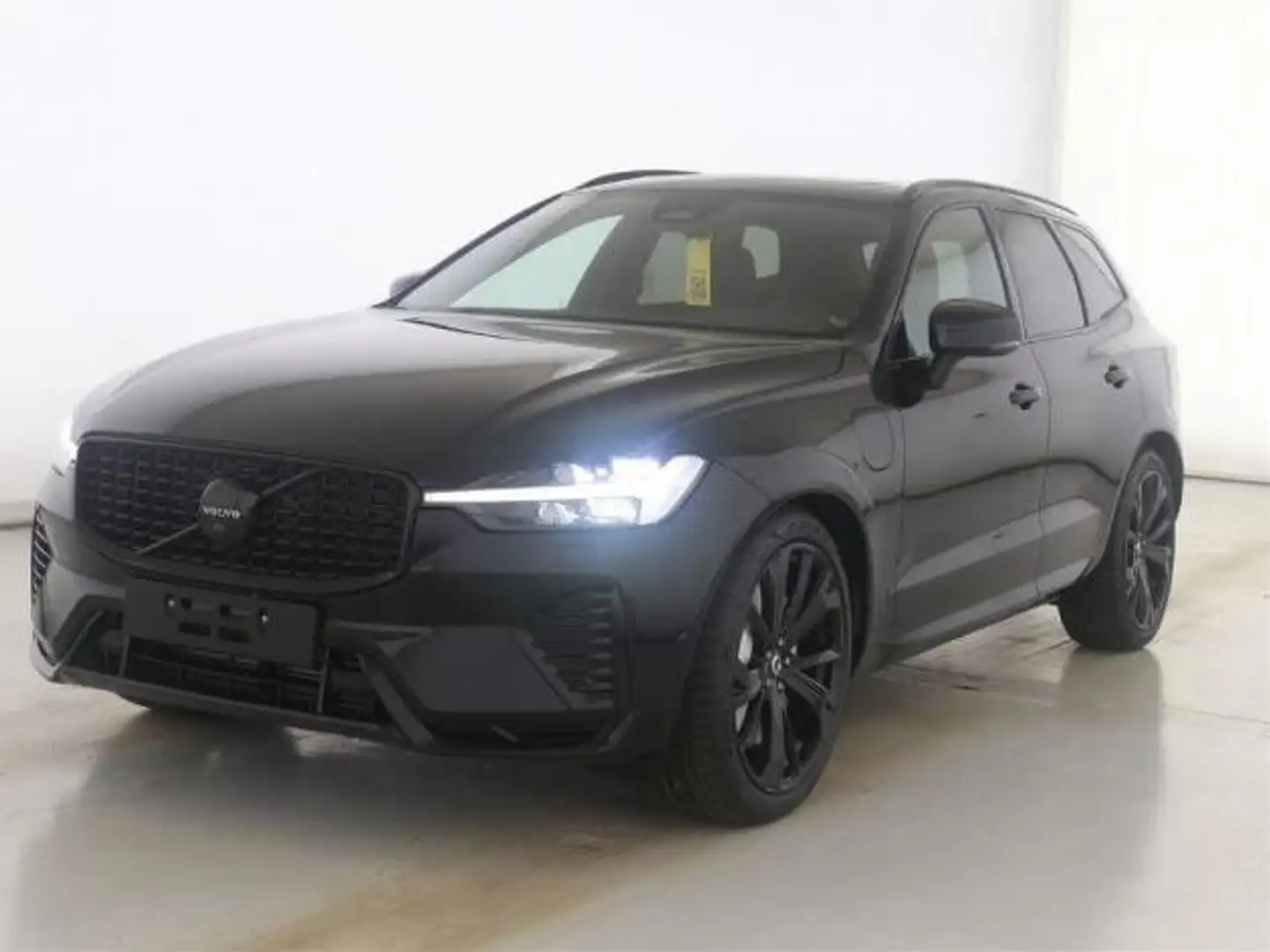 Volvo XC60 T8 AWD Plug-In Hybrid Ultimate Black Edition Aut. Schwarz - 1