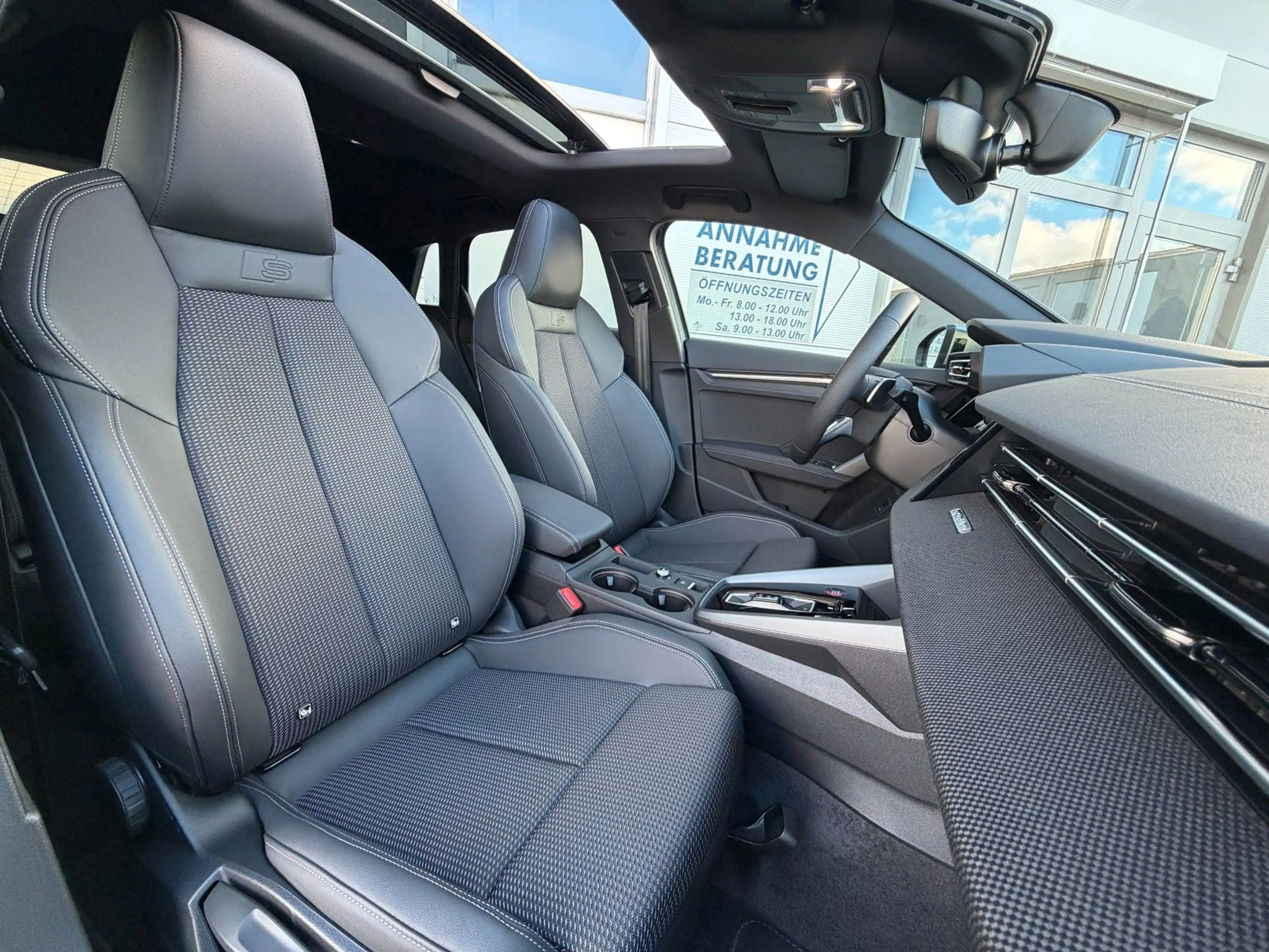 Audi S3 Sportback TFSI quattro GLASDACH MATRIX 4J GAR — photo 9
