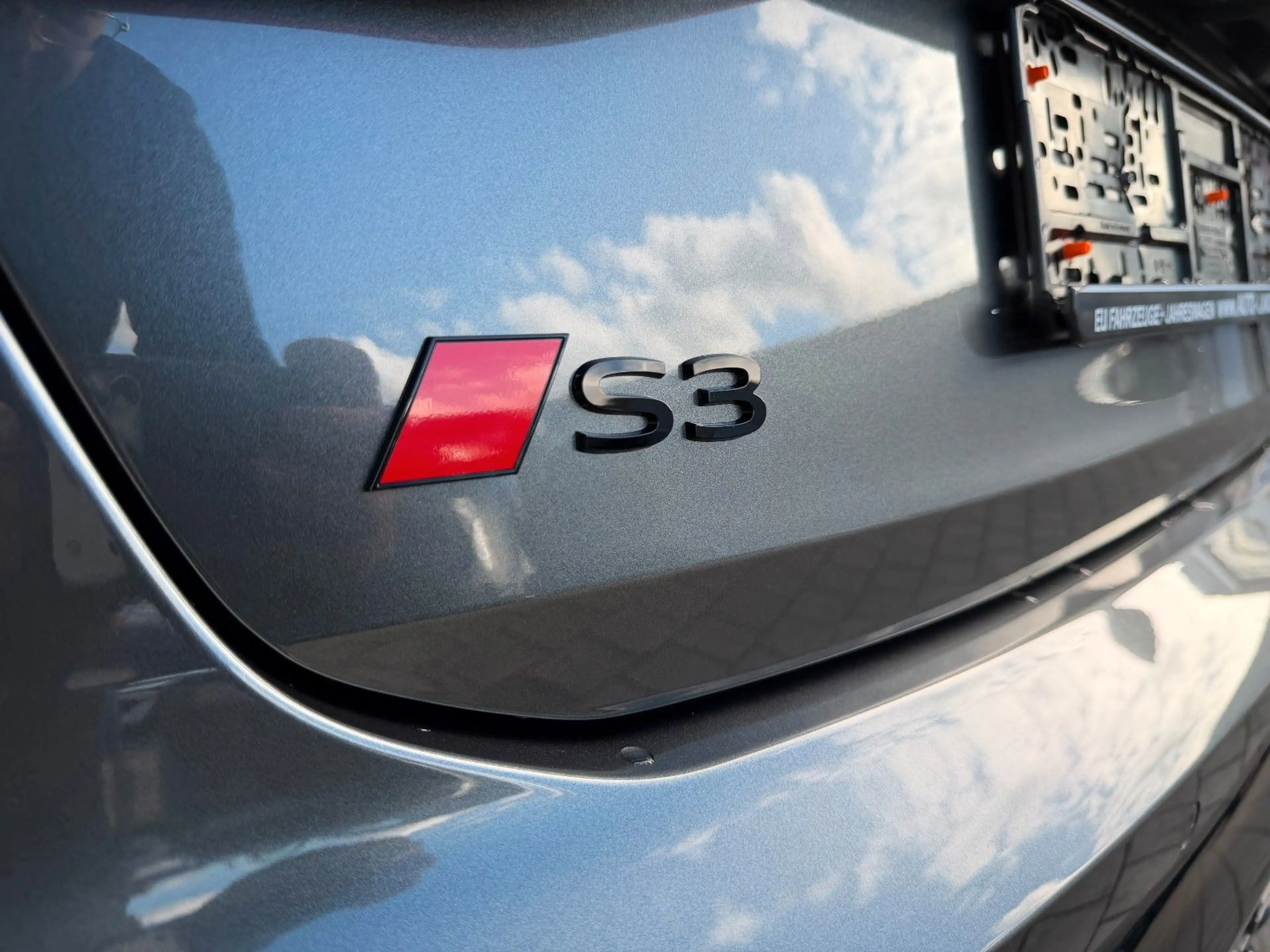 Audi S3 Sportback TFSI quattro GLASDACH MATRIX 4J GAR — photo 15