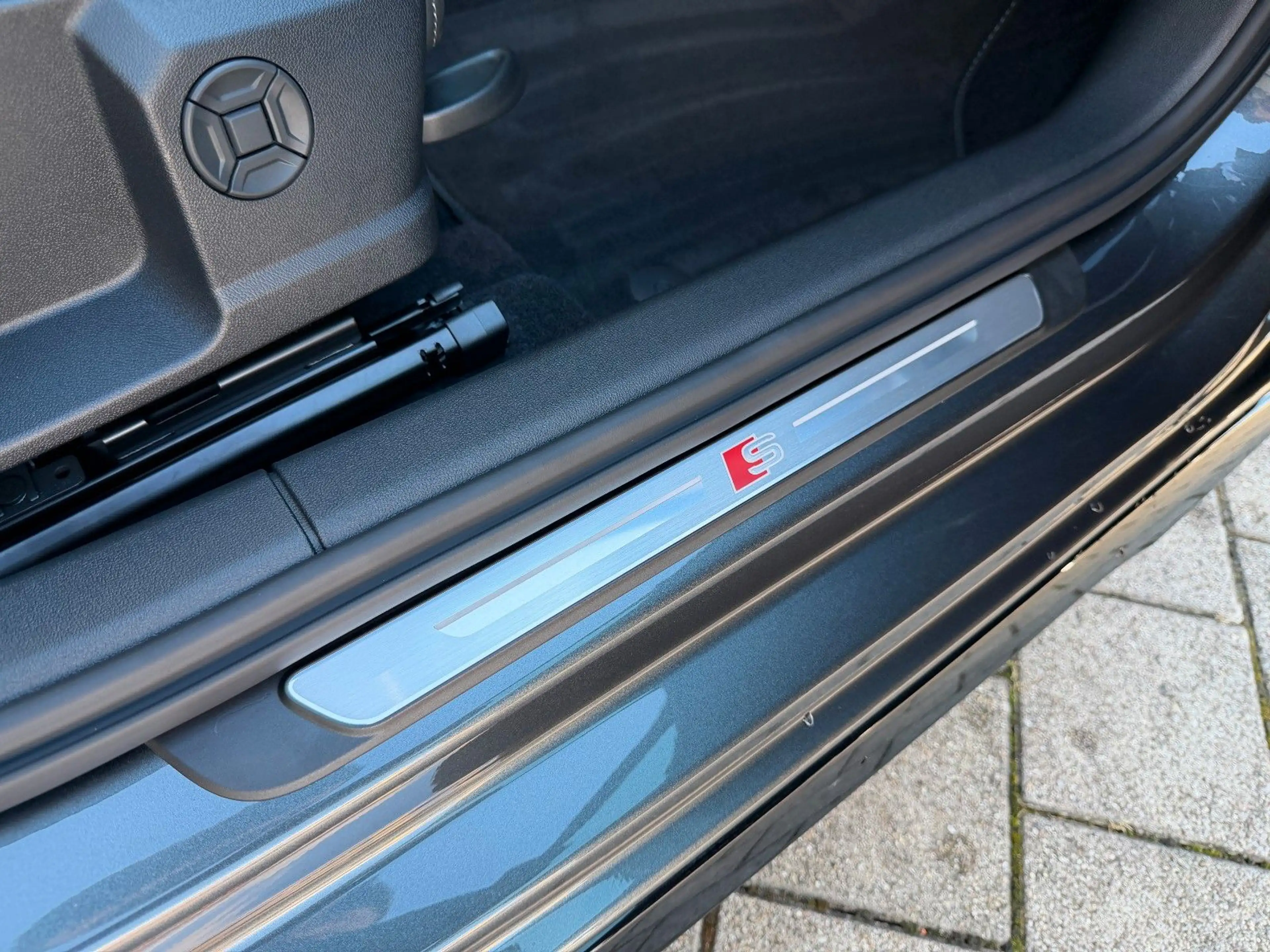 Audi S3 Sportback TFSI quattro GLASDACH MATRIX 4J GAR — photo 10