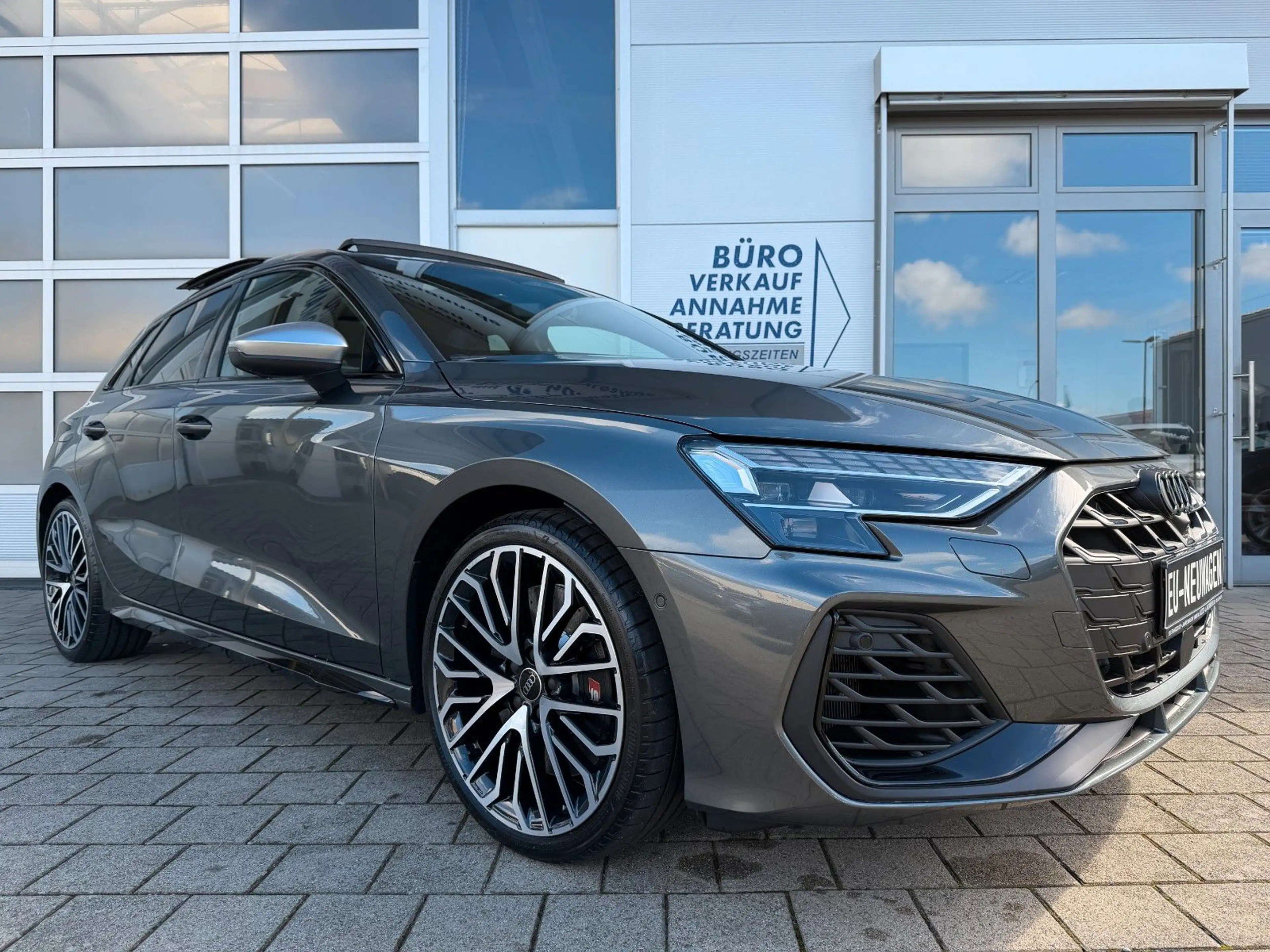 Audi S3 Sportback TFSI quattro GLASDACH MATRIX 4J GAR — photo 2
