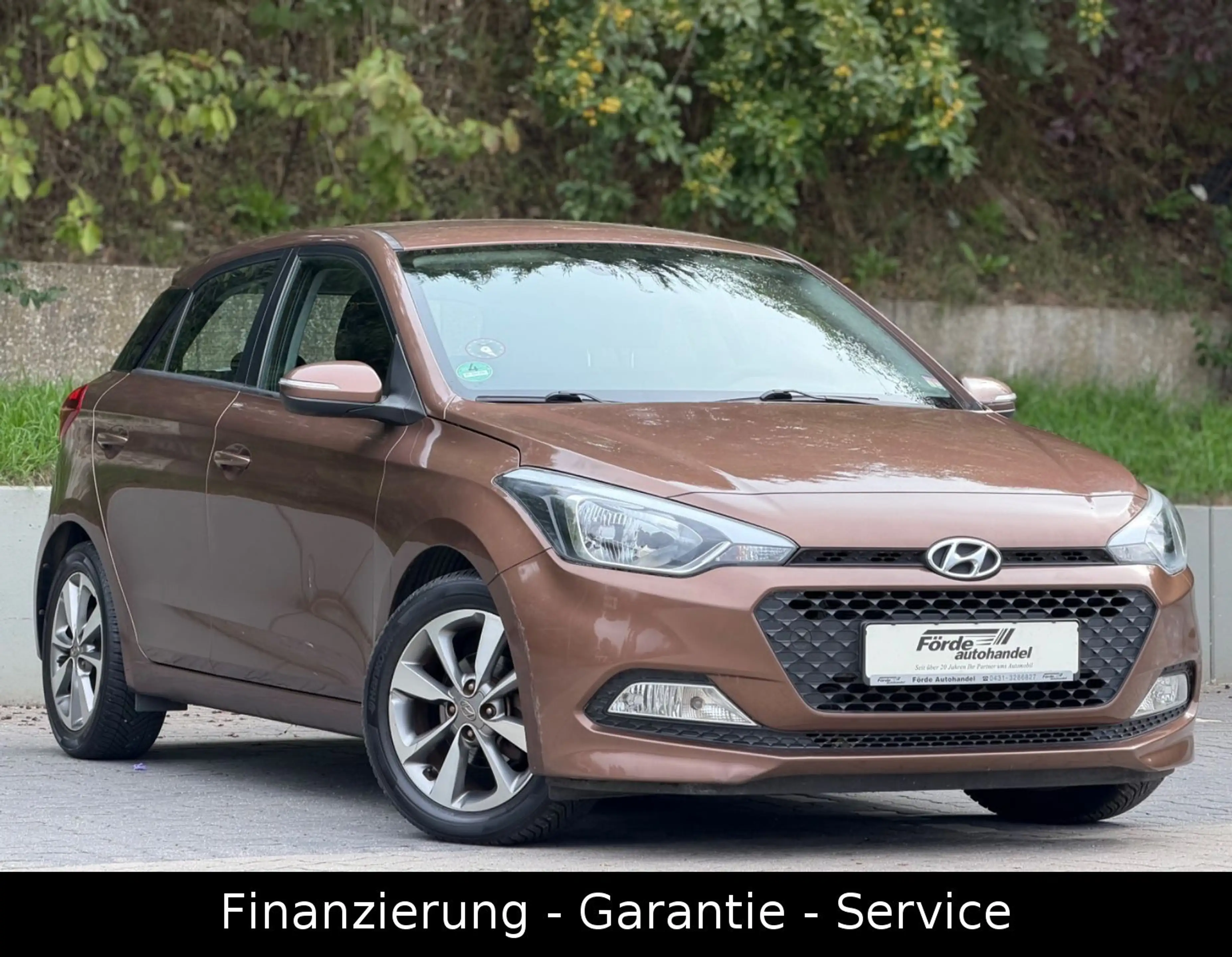 Hyundai i20 YES!/KLIMA/1HAND/WENIG KM/KLIMA/TÜV NEU — photo 3