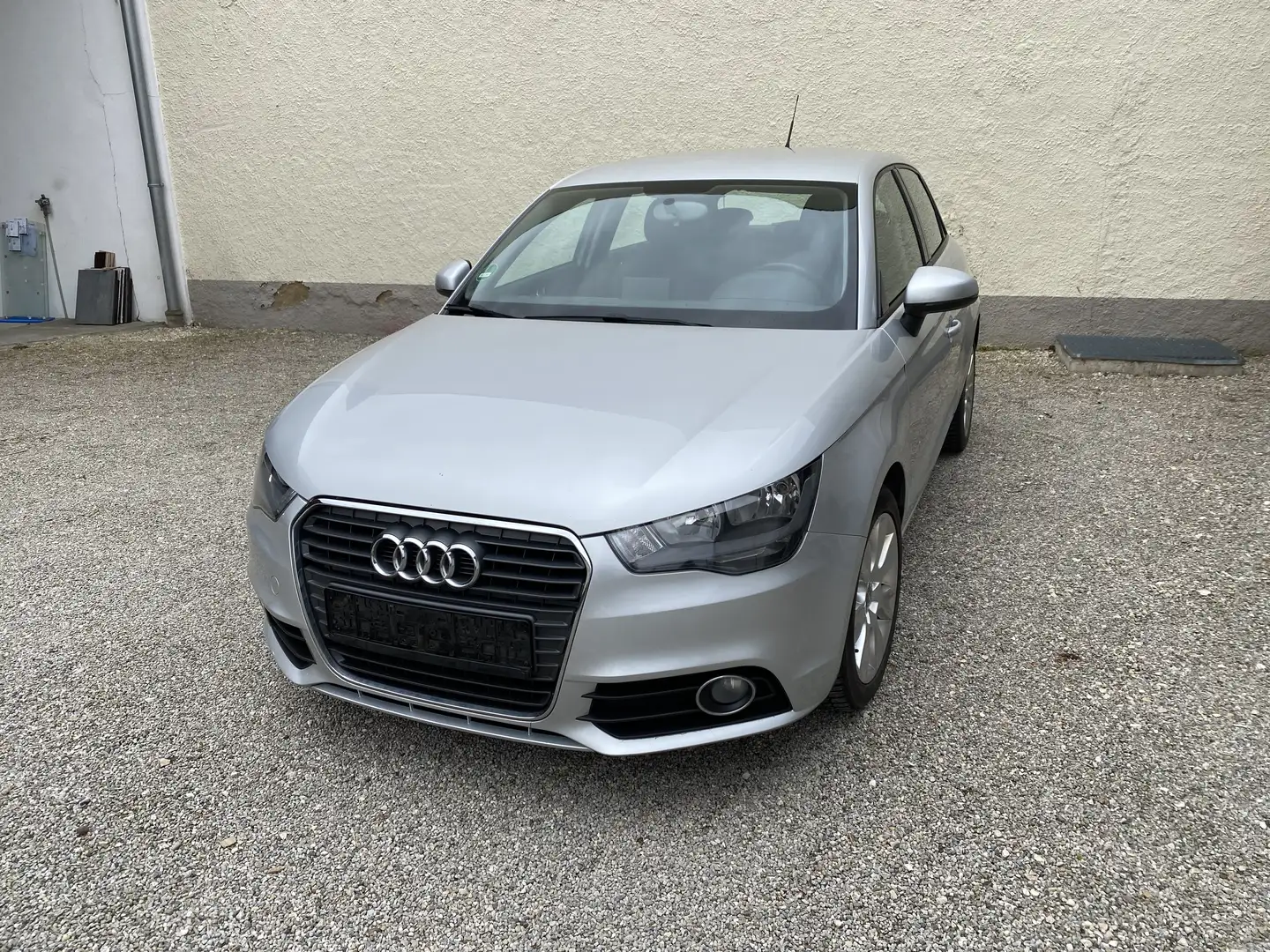 Audi A1 ambition Grau - 2