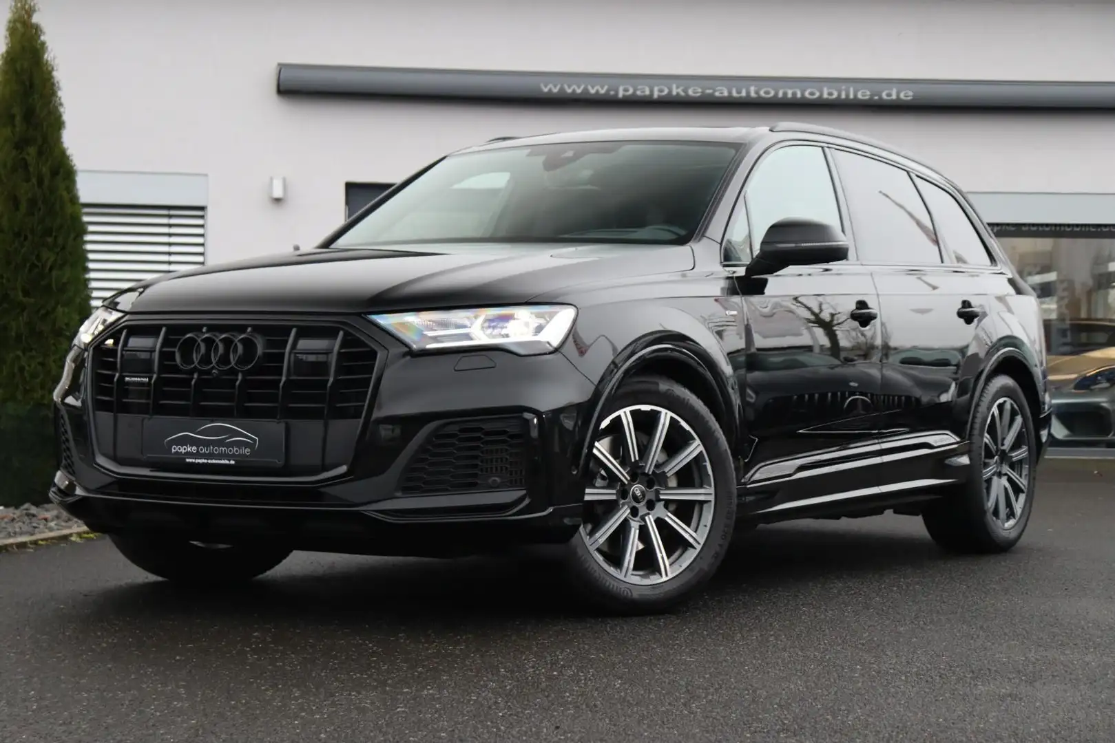 Audi Q7 55 TFSI quattro Zwart - 2